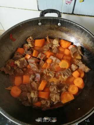 胡萝卜炖牛肉的做法步骤：8