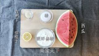 西瓜酸奶慕斯杯的做法步骤：1