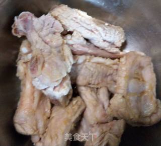 酸梅面豉蒸排骨的做法步骤：1
