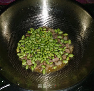 杭椒毛豆米小炒肉的做法步骤：8