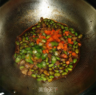杭椒毛豆米小炒肉的做法步骤：11