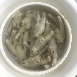 酸辣柠檬鸡爪的做法步骤：4
