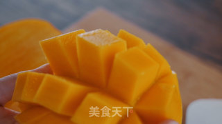 杨枝甘露爆浆蛋糕【初味日记】的做法步骤：4