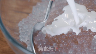 杨枝甘露爆浆蛋糕【初味日记】的做法步骤：9