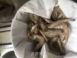 基围虾刺身的做法步骤：1
