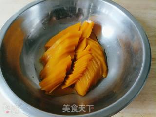 南瓜炸糕的做法步骤：3