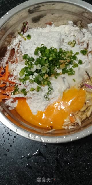 香酥茄子饼的做法步骤：3