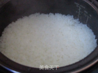 八珍酱三文鱼米饭的做法步骤：1