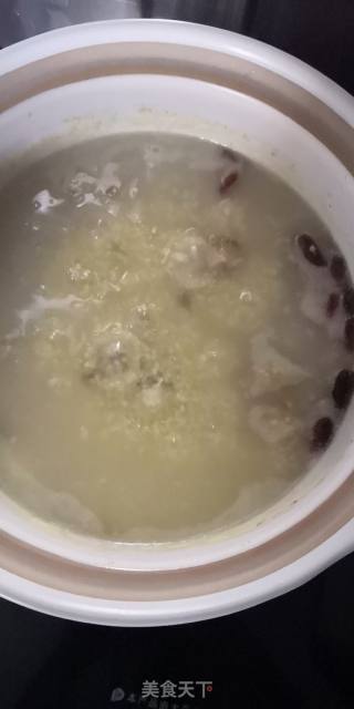小米海参粥的做法步骤：3