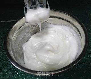 可可花奶油蛋糕卷的做法步骤：8