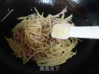 土豆肉丝的做法步骤：12