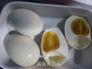 腌咸鸭蛋的做法步骤：3
