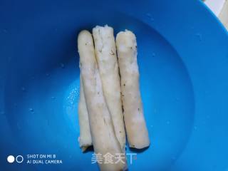 草莓山药泥的做法步骤：2