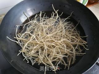 炒红薯粉条的做法步骤：1