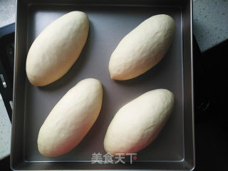 纺锤形砂糖黄油餐包的做法步骤：10