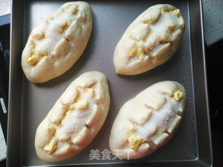 纺锤形砂糖黄油餐包的做法步骤：14