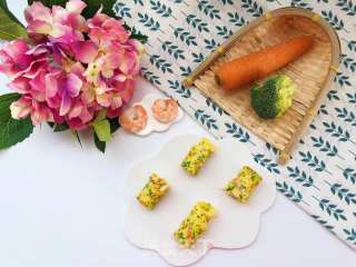 【宝宝辅食】鲜虾杂蔬蛋卷的做法步骤：13