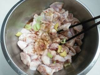 辣子鸡的做法步骤：3