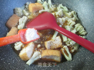 油豆腐花菜煮宽粉的做法步骤：7