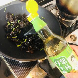 芹菜黑木耳的做法步骤：7