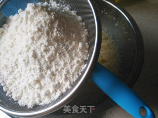 椰蓉蜂蜜蛋糕卷的做法步骤：5
