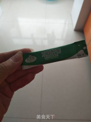 自制水果捞的做法步骤：1