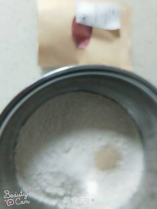 仿真玫瑰花(太逼真了)的做法步骤：1