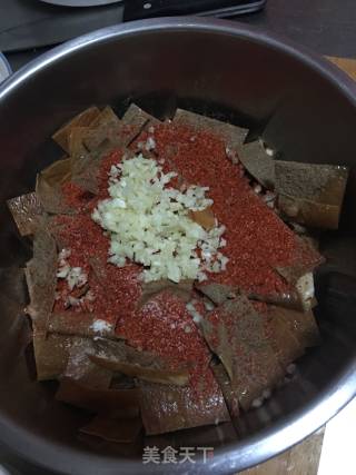麻辣豆皮的做法步骤：4