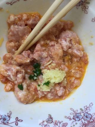 菜秧肉圆汤的做法步骤：1