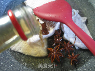 油豆腐烧大排的做法步骤：3