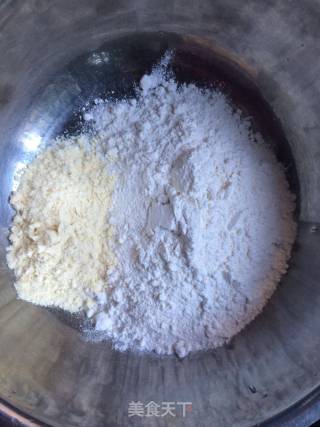 芹菜叶鸡蛋饼的做法步骤：1