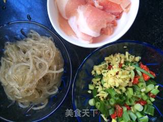 芹菜炒粉条的做法步骤：3