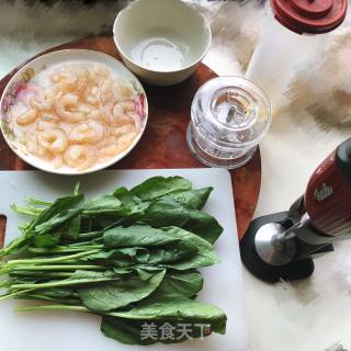 菠菜虾滑的做法步骤：2