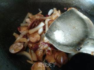 洋葱花肉炒素鸡的做法步骤：11