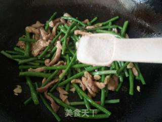 肉丝豆角的做法步骤：12