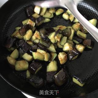 鸡脯肉炒茄子的做法步骤：9
