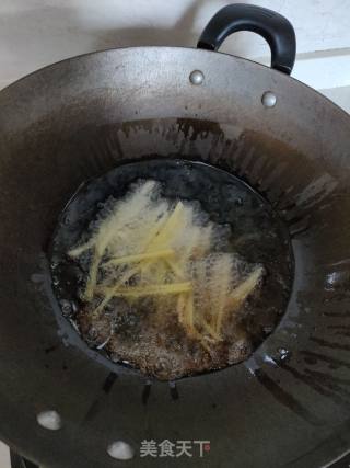 排骨炖酸菜????吃货版的做法步骤：4