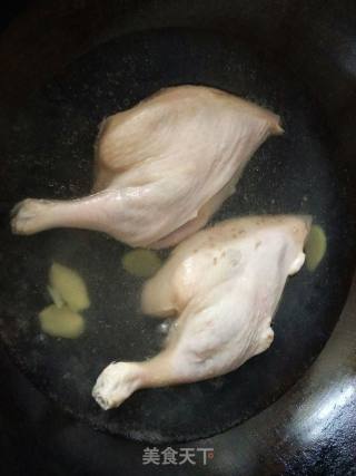 烧鸭腿的做法步骤：4