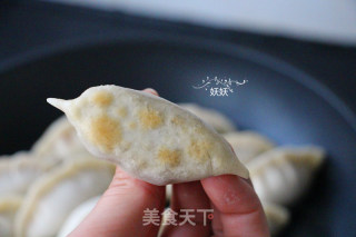 生煎牛肉饺子的做法步骤：8