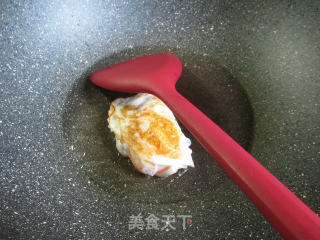 鸭蛋花菜煮面的做法步骤：2
