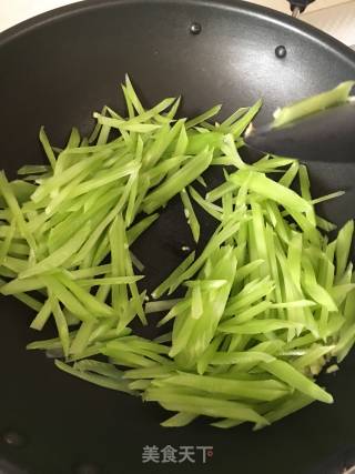 姜米莴苣丝的做法步骤：4