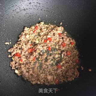老干妈烧豆腐的做法步骤：7