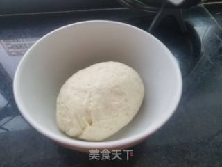 韭菜鸡蛋饺子的做法步骤：2