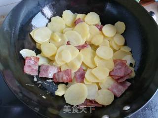 〔家常菜〕培根土豆片的做法步骤：5