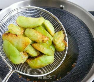蚝油葱香茄子的做法步骤：3
