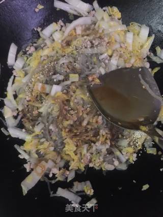 白菜肉末炒粉条的做法步骤：9