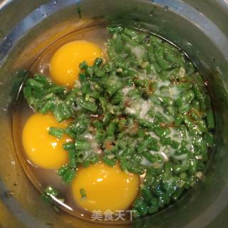 豆角煎鸭蛋的做法步骤：4