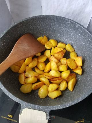 香煎孜然土豆的做法步骤：5