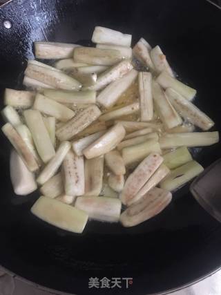 咸鱼茄子煲的做法步骤：3