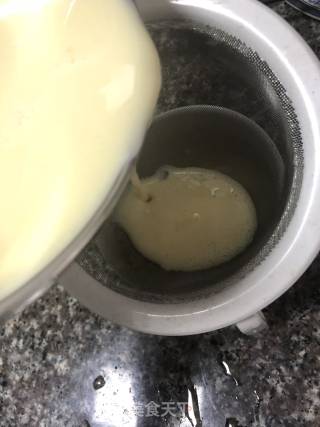 【兔子爱厨房】鲜奶蒸蛋的做法步骤：5